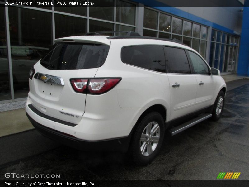 White / Ebony 2014 Chevrolet Traverse LT AWD