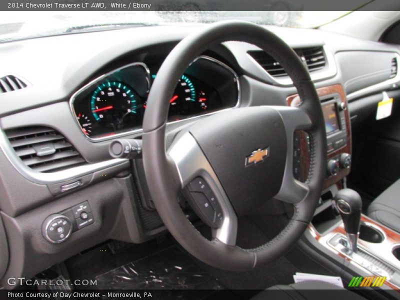 White / Ebony 2014 Chevrolet Traverse LT AWD