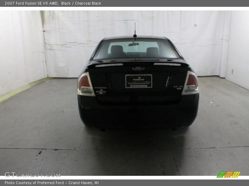 Black / Charcoal Black 2007 Ford Fusion SE V6 AWD