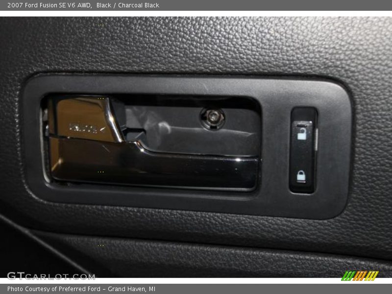Black / Charcoal Black 2007 Ford Fusion SE V6 AWD