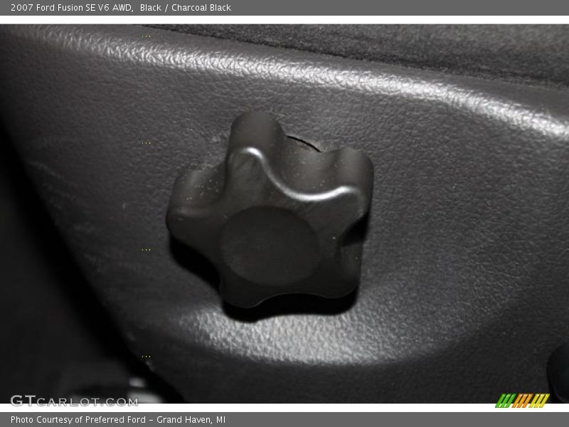 Black / Charcoal Black 2007 Ford Fusion SE V6 AWD