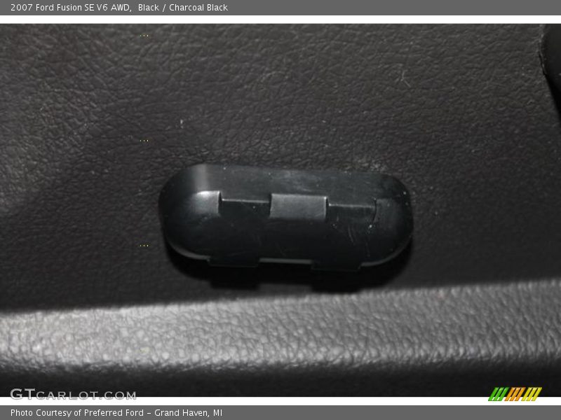 Black / Charcoal Black 2007 Ford Fusion SE V6 AWD