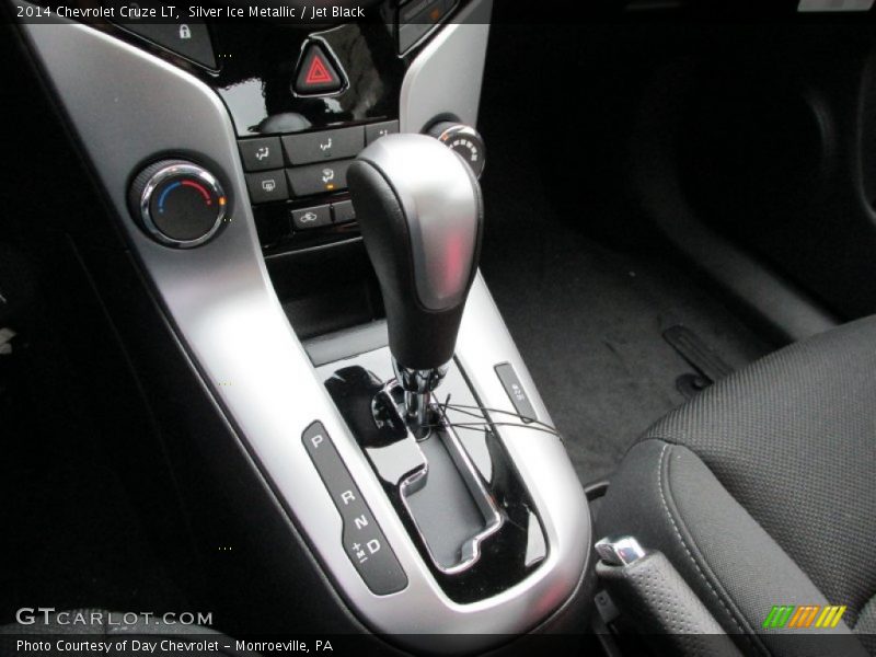Silver Ice Metallic / Jet Black 2014 Chevrolet Cruze LT