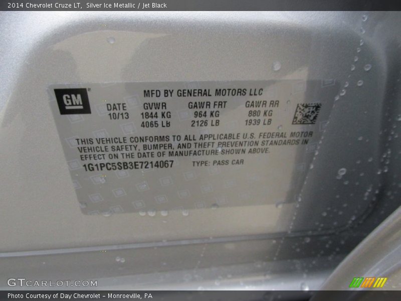 Silver Ice Metallic / Jet Black 2014 Chevrolet Cruze LT