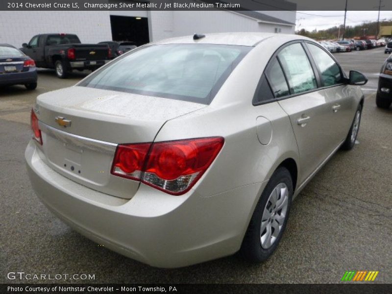 Champagne Silver Metallic / Jet Black/Medium Titanium 2014 Chevrolet Cruze LS