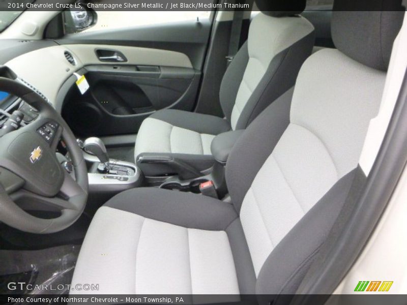 Champagne Silver Metallic / Jet Black/Medium Titanium 2014 Chevrolet Cruze LS