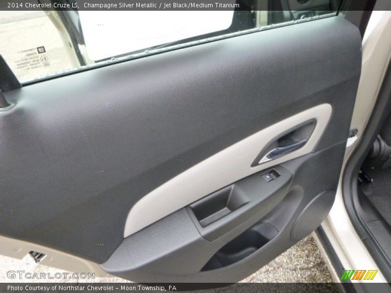Champagne Silver Metallic / Jet Black/Medium Titanium 2014 Chevrolet Cruze LS