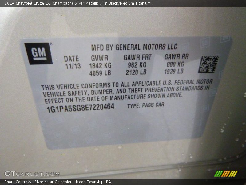 Champagne Silver Metallic / Jet Black/Medium Titanium 2014 Chevrolet Cruze LS