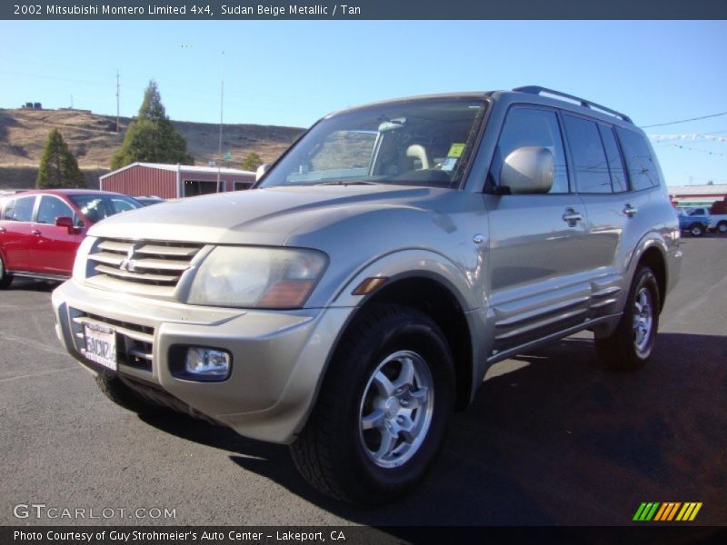 Sudan Beige Metallic / Tan 2002 Mitsubishi Montero Limited 4x4