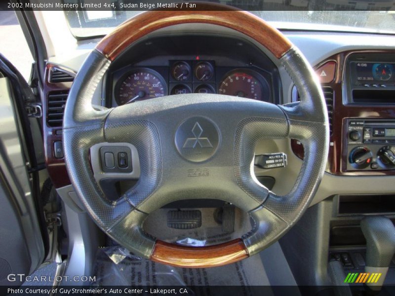 Sudan Beige Metallic / Tan 2002 Mitsubishi Montero Limited 4x4