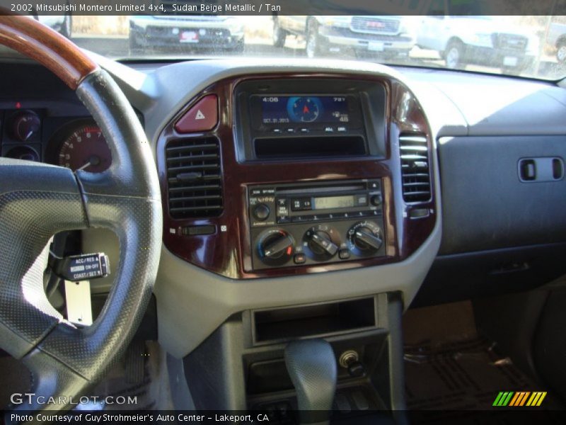 Sudan Beige Metallic / Tan 2002 Mitsubishi Montero Limited 4x4