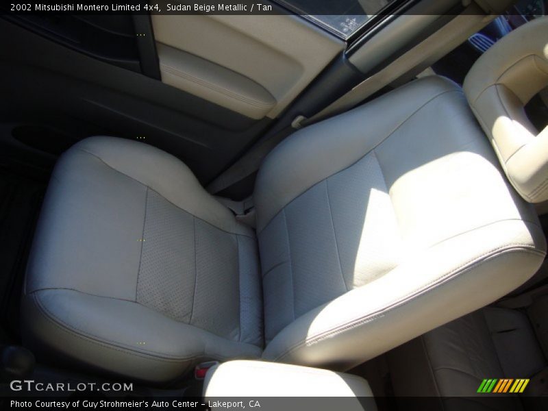 Sudan Beige Metallic / Tan 2002 Mitsubishi Montero Limited 4x4