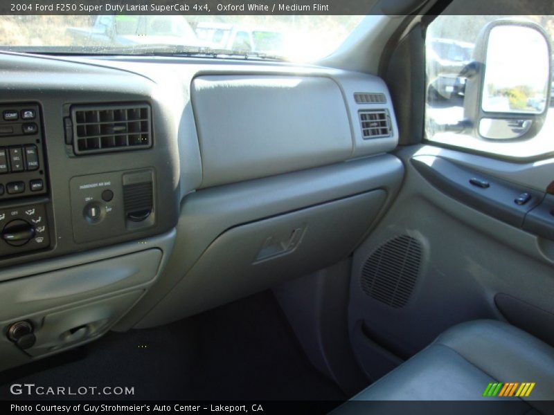 Oxford White / Medium Flint 2004 Ford F250 Super Duty Lariat SuperCab 4x4