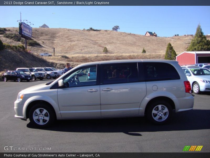 Sandstone / Black/Light Graystone 2013 Dodge Grand Caravan SXT