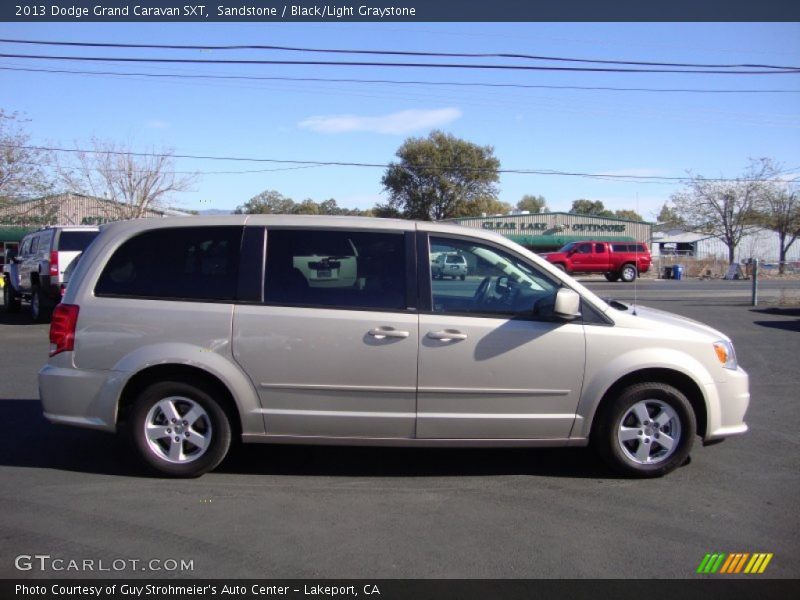 Sandstone / Black/Light Graystone 2013 Dodge Grand Caravan SXT