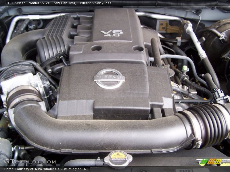 Brilliant Silver / Steel 2013 Nissan Frontier SV V6 Crew Cab 4x4