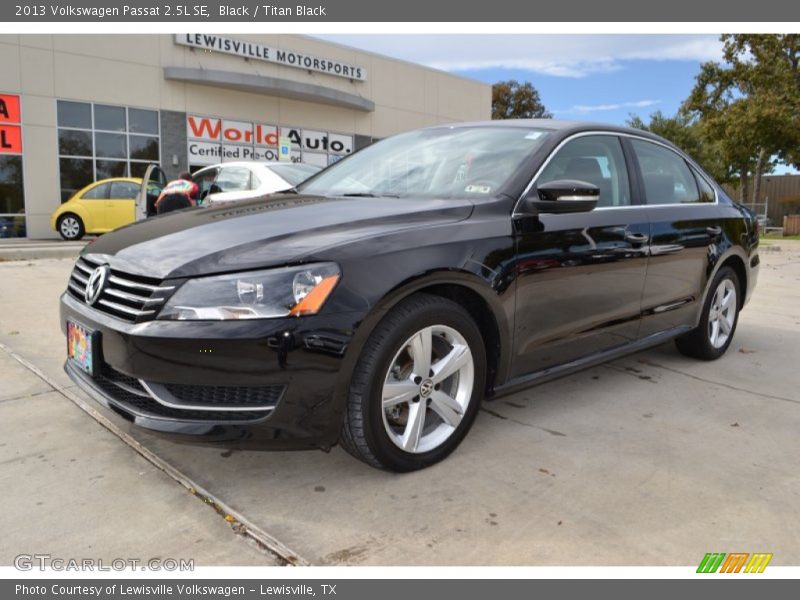 Black / Titan Black 2013 Volkswagen Passat 2.5L SE