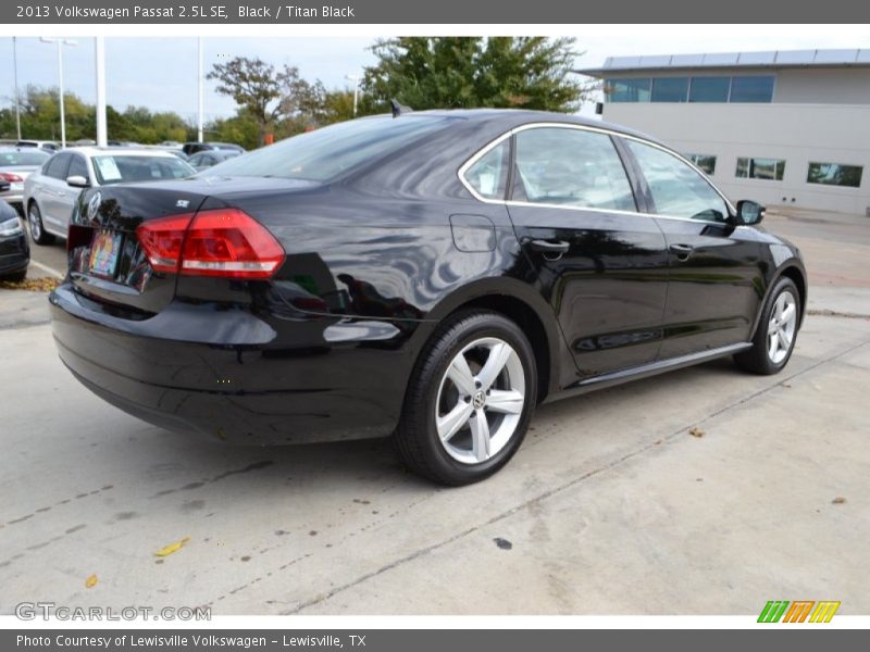 Black / Titan Black 2013 Volkswagen Passat 2.5L SE
