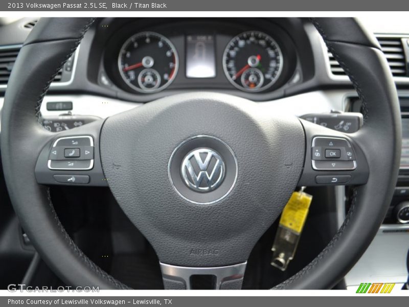 Black / Titan Black 2013 Volkswagen Passat 2.5L SE