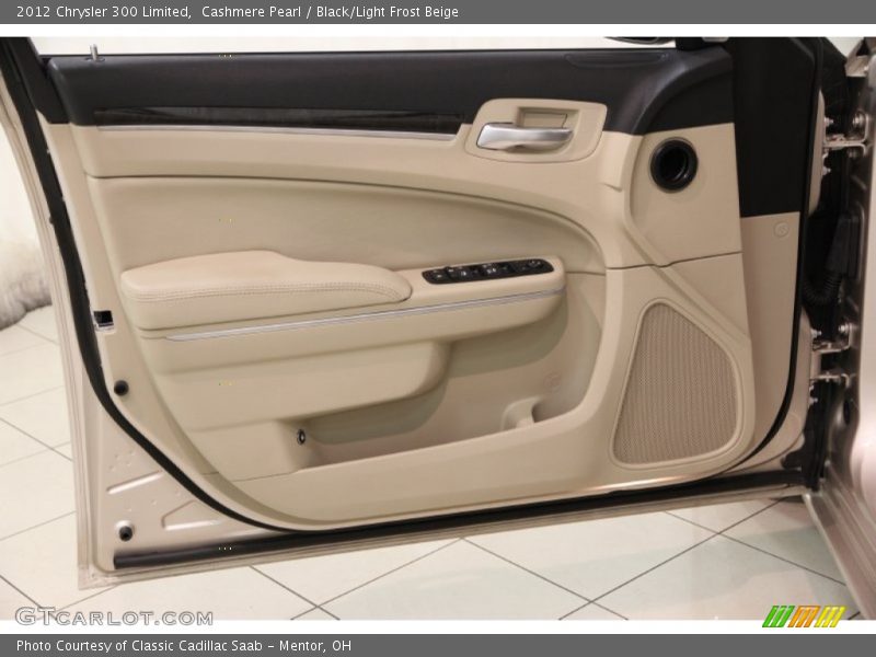 Door Panel of 2012 300 Limited