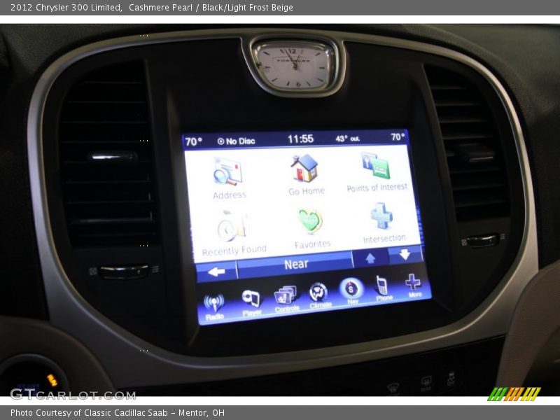 Cashmere Pearl / Black/Light Frost Beige 2012 Chrysler 300 Limited