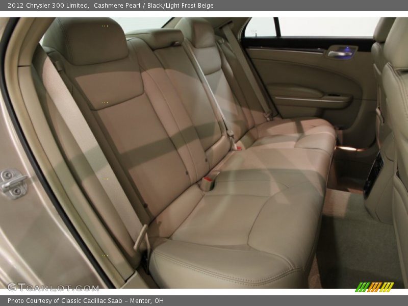 Cashmere Pearl / Black/Light Frost Beige 2012 Chrysler 300 Limited