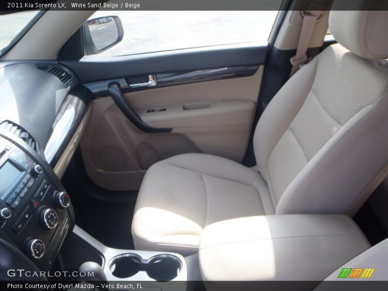 White Sand Beige / Beige 2011 Kia Sorento LX