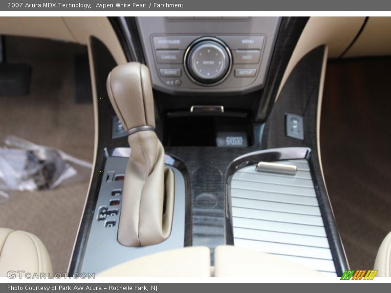 Aspen White Pearl / Parchment 2007 Acura MDX Technology