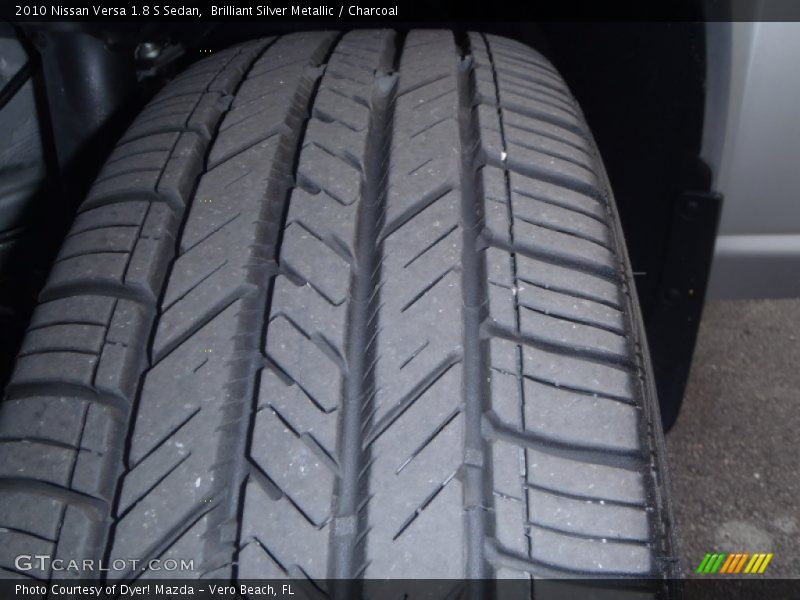 Brilliant Silver Metallic / Charcoal 2010 Nissan Versa 1.8 S Sedan