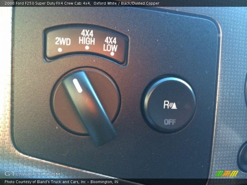 Oxford White / Black/Dusted Copper 2008 Ford F250 Super Duty FX4 Crew Cab 4x4