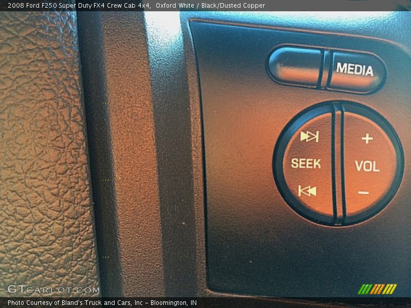 Oxford White / Black/Dusted Copper 2008 Ford F250 Super Duty FX4 Crew Cab 4x4