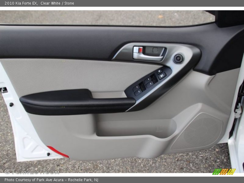 Clear White / Stone 2010 Kia Forte EX