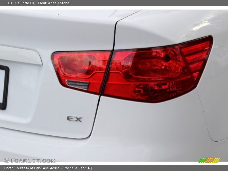 Clear White / Stone 2010 Kia Forte EX