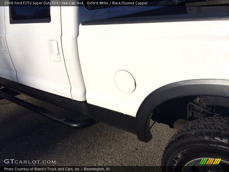 Oxford White / Black/Dusted Copper 2008 Ford F250 Super Duty FX4 Crew Cab 4x4