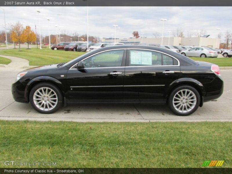 Black Onyx / Black 2007 Saturn Aura XR