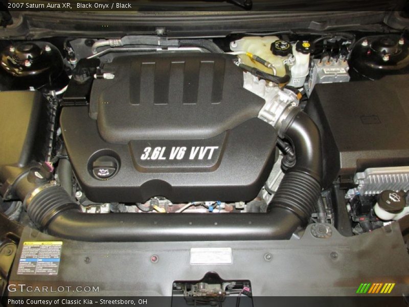 Black Onyx / Black 2007 Saturn Aura XR