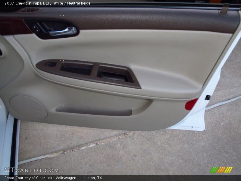 White / Neutral Beige 2007 Chevrolet Impala LT