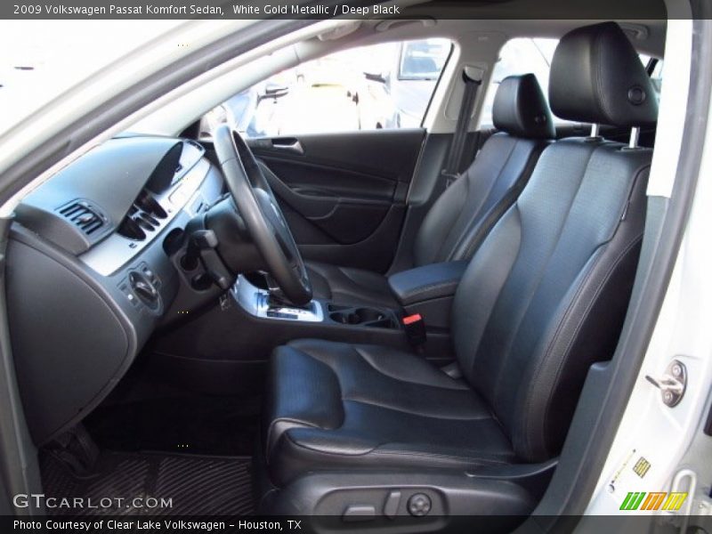 White Gold Metallic / Deep Black 2009 Volkswagen Passat Komfort Sedan