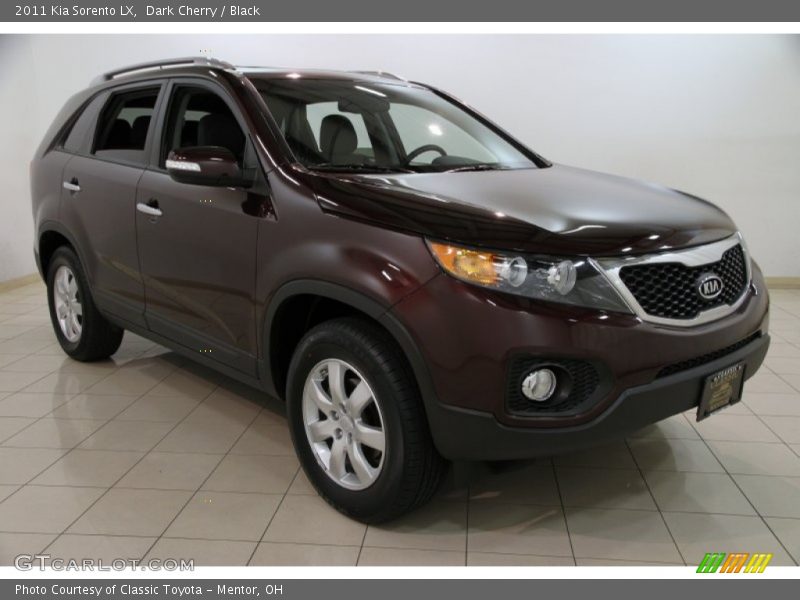 Dark Cherry / Black 2011 Kia Sorento LX