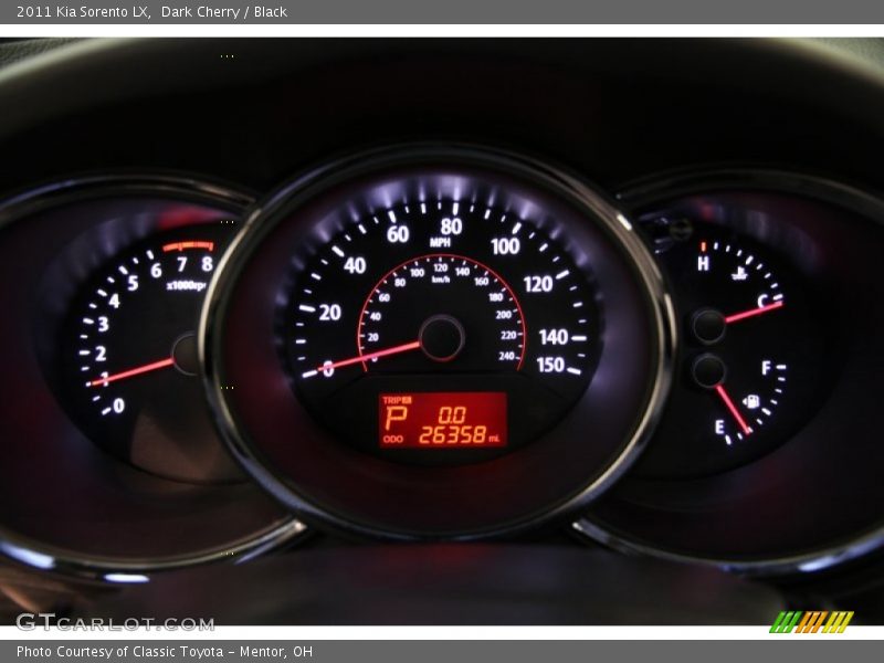 Dark Cherry / Black 2011 Kia Sorento LX