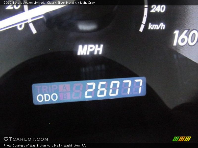 Classic Silver Metallic / Light Gray 2012 Toyota Avalon Limited