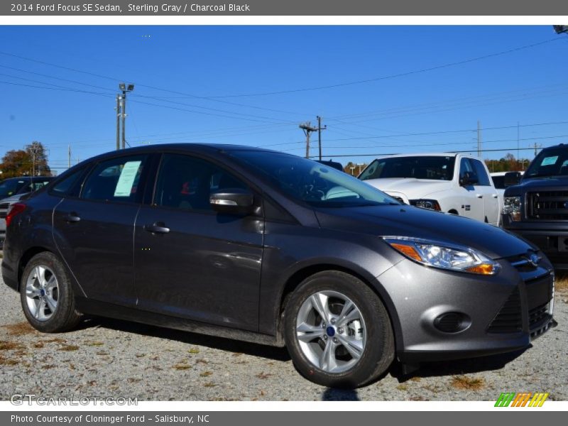 Sterling Gray / Charcoal Black 2014 Ford Focus SE Sedan