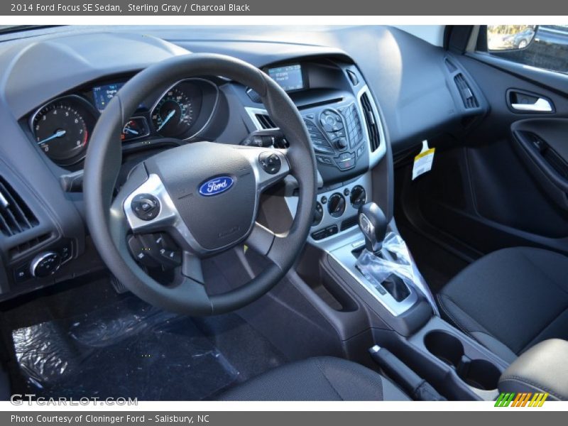 Sterling Gray / Charcoal Black 2014 Ford Focus SE Sedan