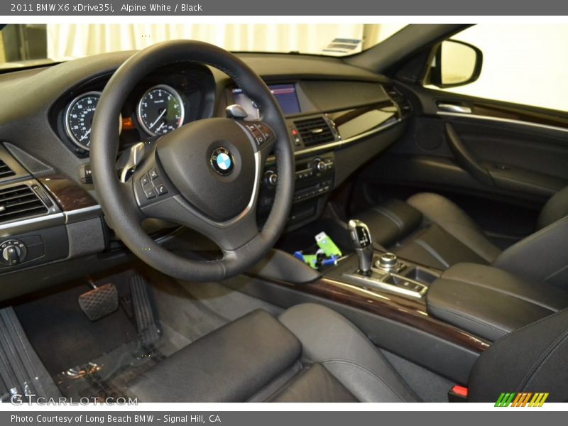 Alpine White / Black 2011 BMW X6 xDrive35i