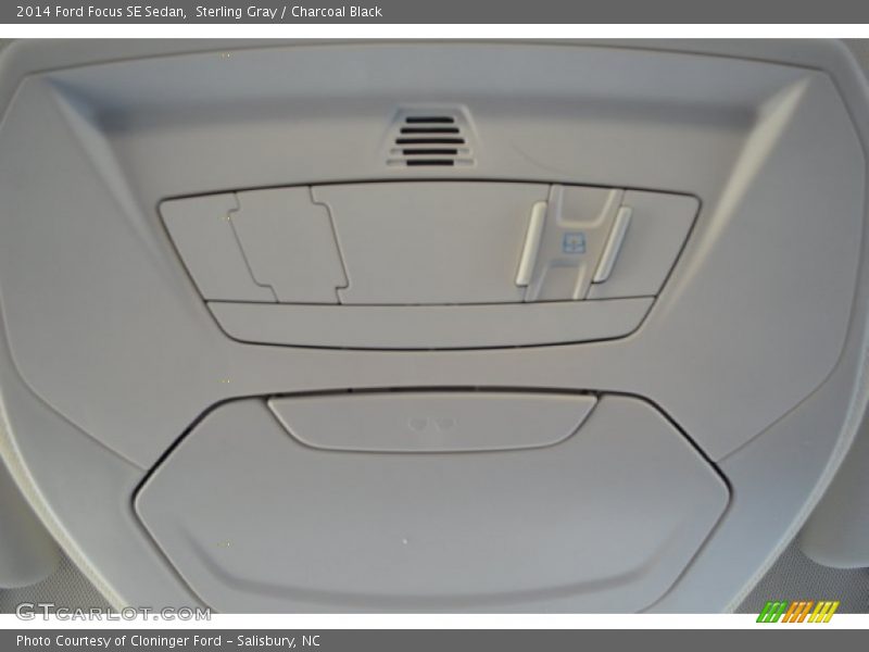 Sterling Gray / Charcoal Black 2014 Ford Focus SE Sedan