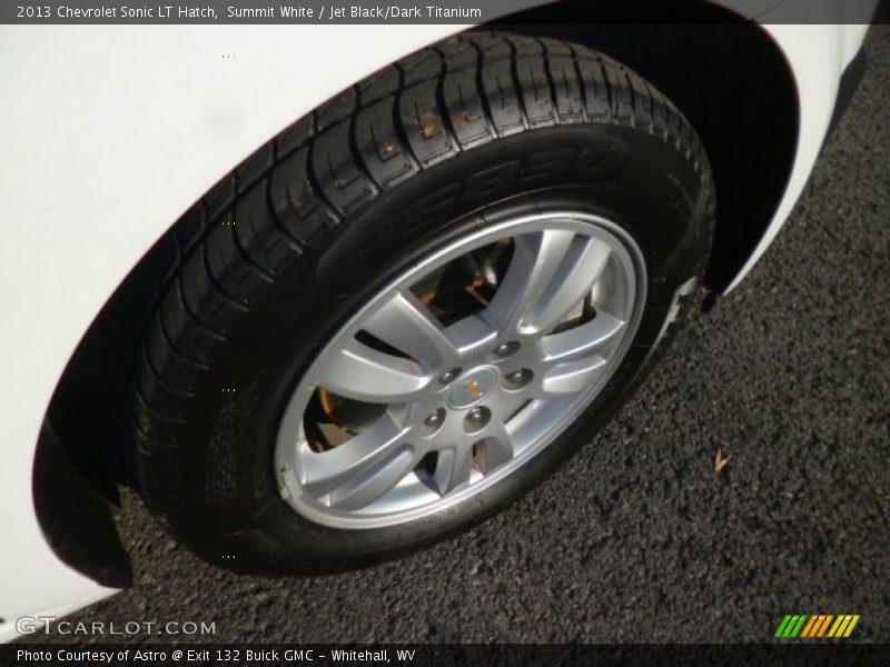 Summit White / Jet Black/Dark Titanium 2013 Chevrolet Sonic LT Hatch