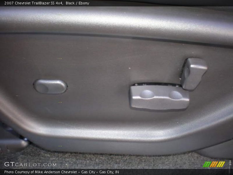 Black / Ebony 2007 Chevrolet TrailBlazer SS 4x4