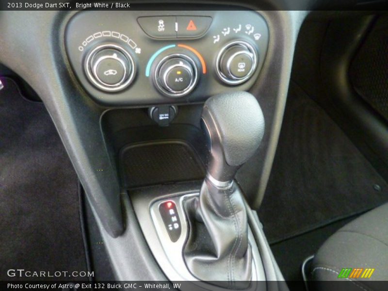 Bright White / Black 2013 Dodge Dart SXT