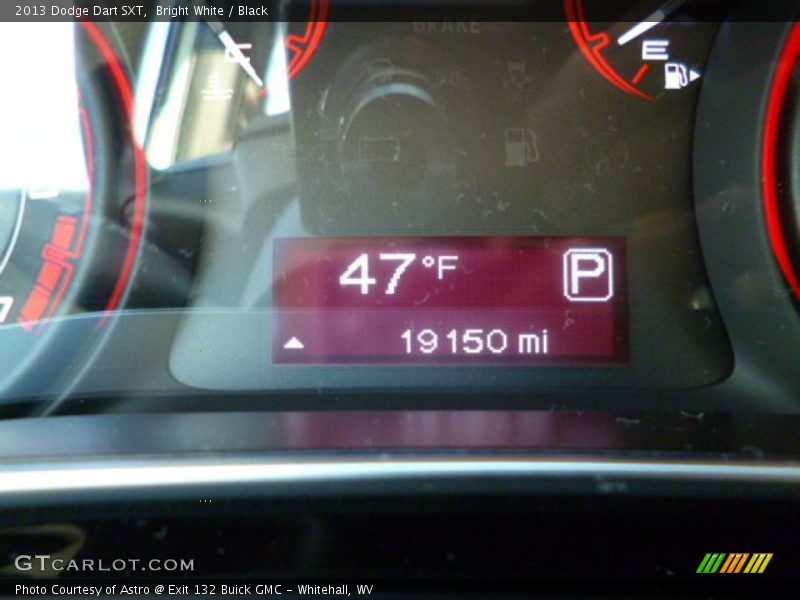 Bright White / Black 2013 Dodge Dart SXT