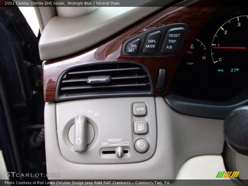 Midnight Blue / Neutral Shale 2001 Cadillac DeVille DHS Sedan